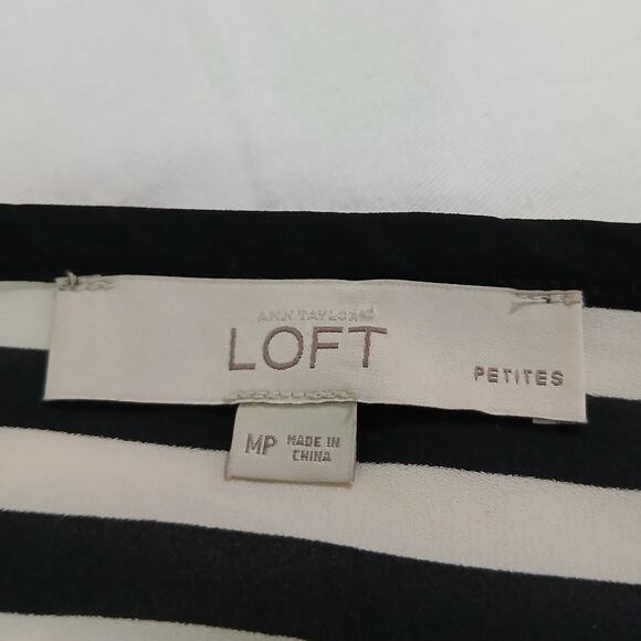 Ann Taylor LOFT medium petite adjustable sleeve black and white tunic easy care - Picture 2 of 12